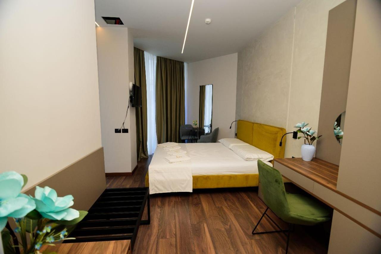 Hotel Zeneli Vlorë Exteriér fotografie